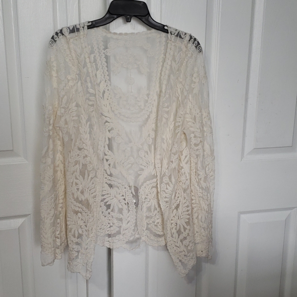 Women's girls lace vest cardigan size Medium new - Picture 3 of 6